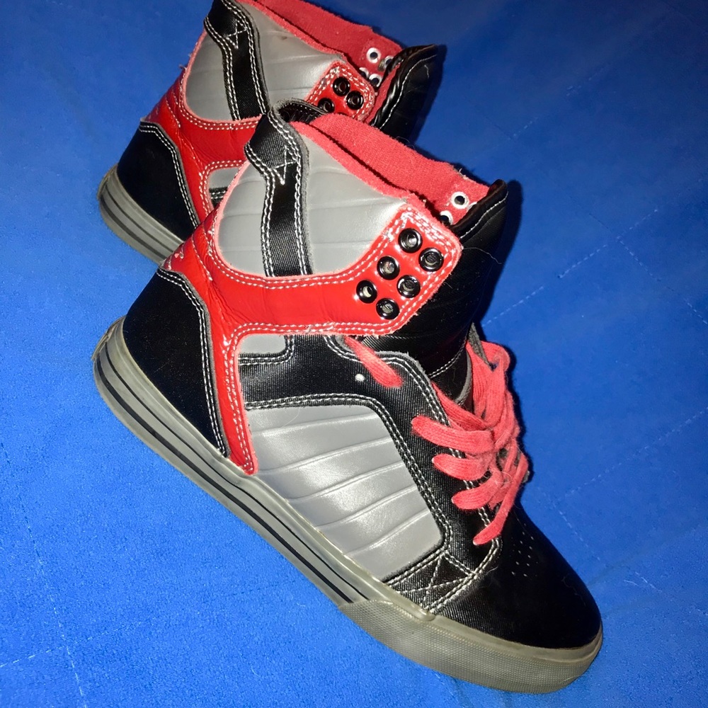 SUPRA Skytop Sneakers